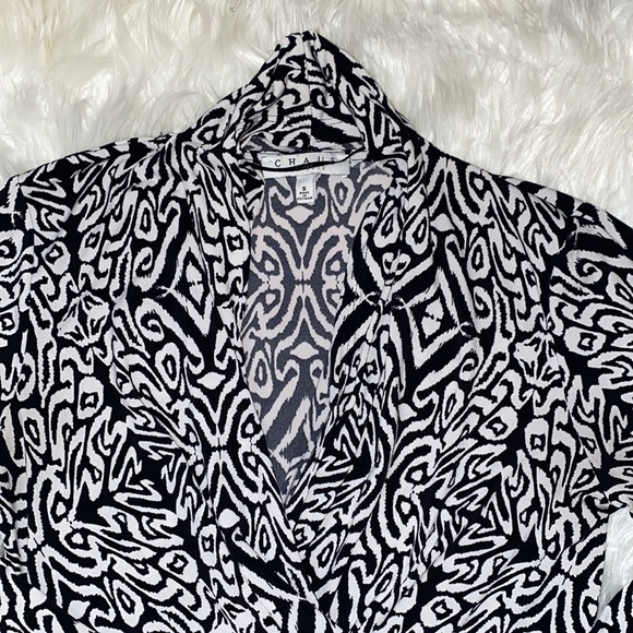 Chaus New York Black and White Mid Sleeve Abstract Print Wrap Front Blouse - Picture 2 of 5